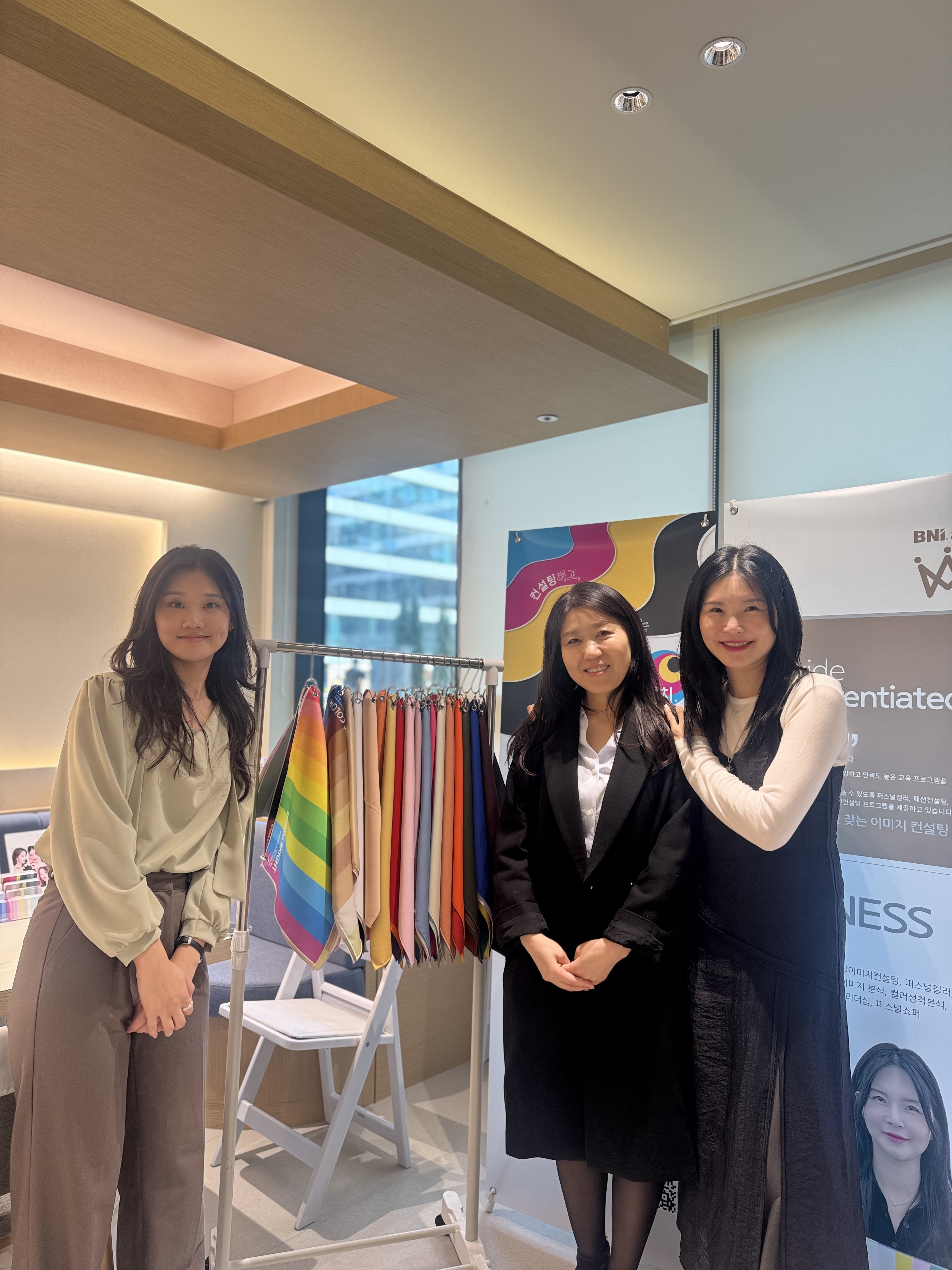Total Image Consultant Certification in Korea: Personal Color + Fashion ...