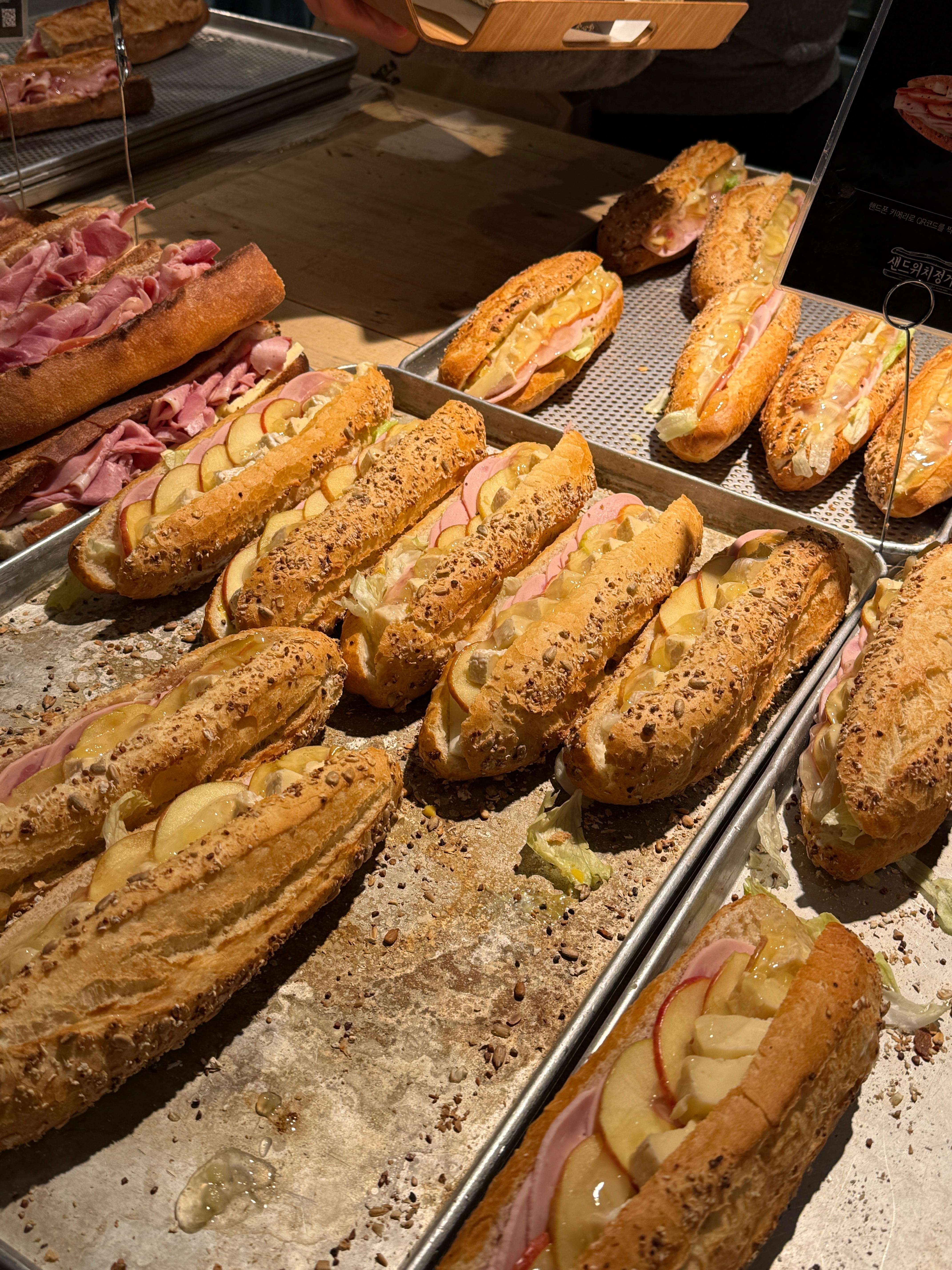 대전 성심당 샌드위치정거장 후기🥪 애플브리치즈 원픽! 한밭수목원 피크닉까지 완벽 코스