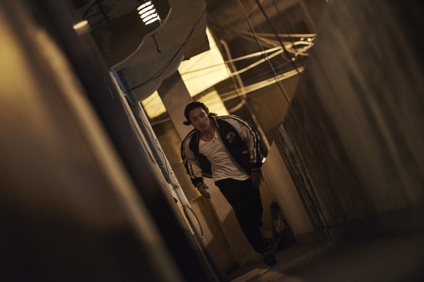 뛰어오는-이병헌-내부자들-디-오리지널