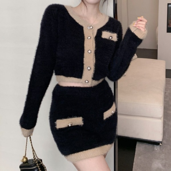 헤이기븐 마일드 배색 앙고라 투피스