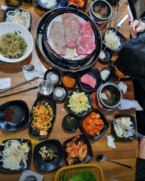 총체보리한우정육식당 메뉴 이미지