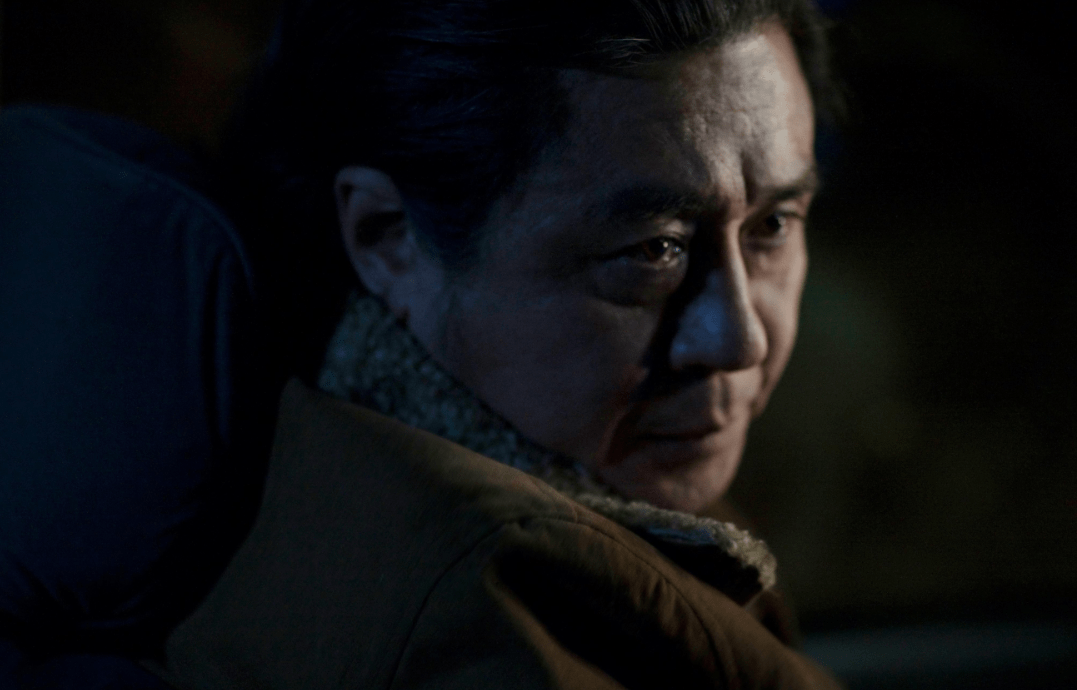 차를-타고-도망가는-경철