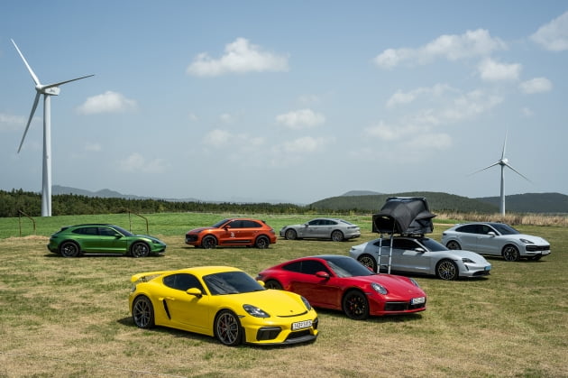 포르쉐 &#39;타이칸 터보 크로스 투리스모&#39;