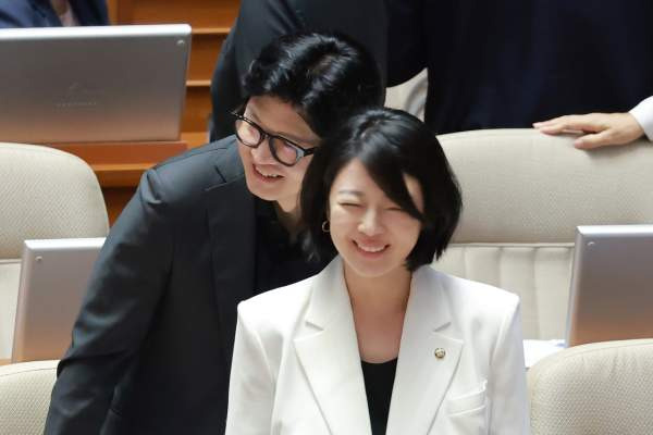 한동훈 딸 입시비리 의혹 총정리｜봉사시간 2만 시간&middot;MIT&middot;논문 대필&middot;학교&middot;이모 논란&middot;수사 결과