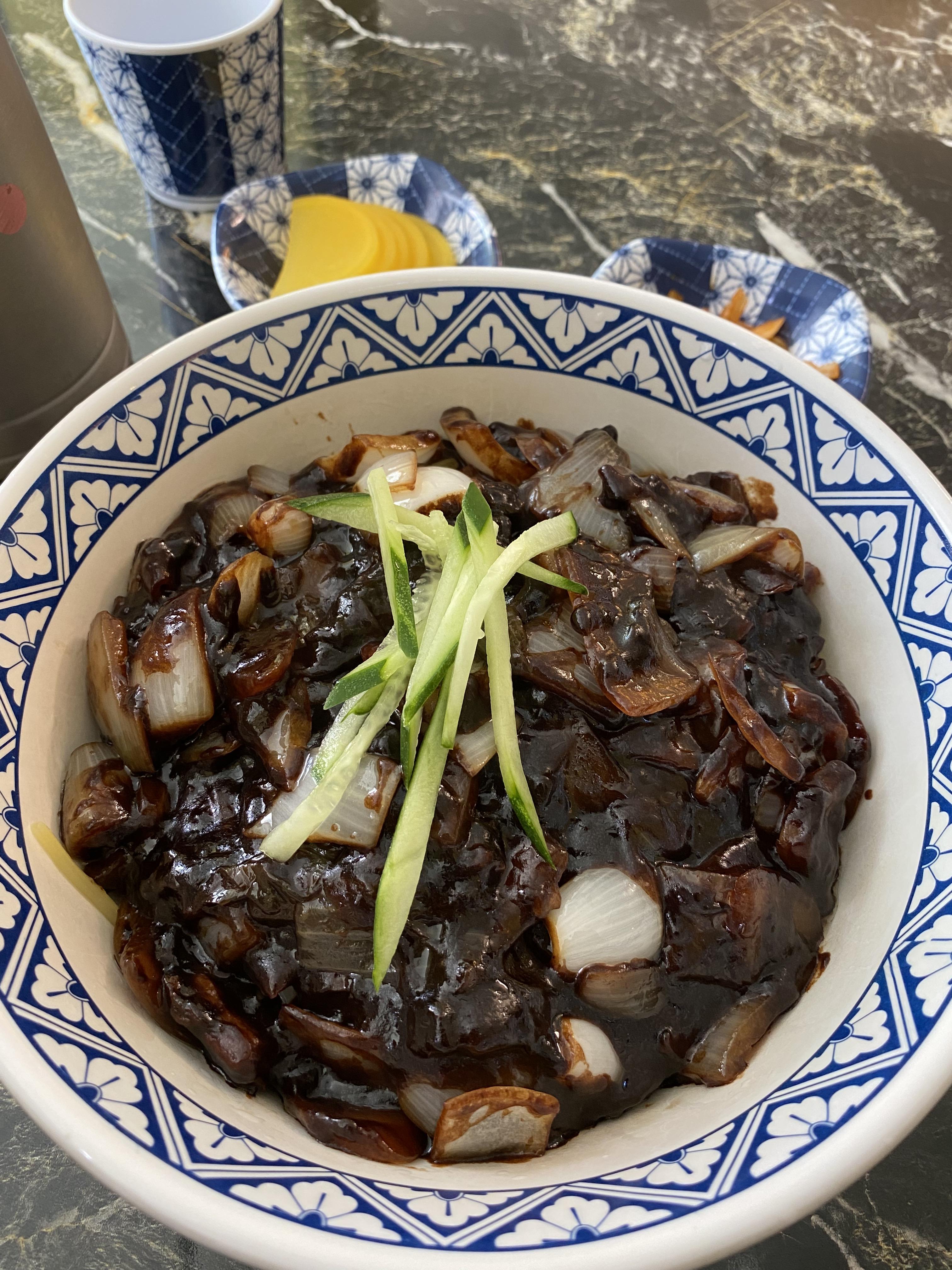 차이로드 짜장면