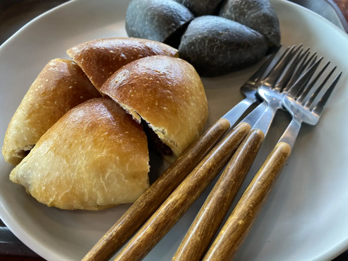 수덕사-카페-추천-그릭요거트-빵