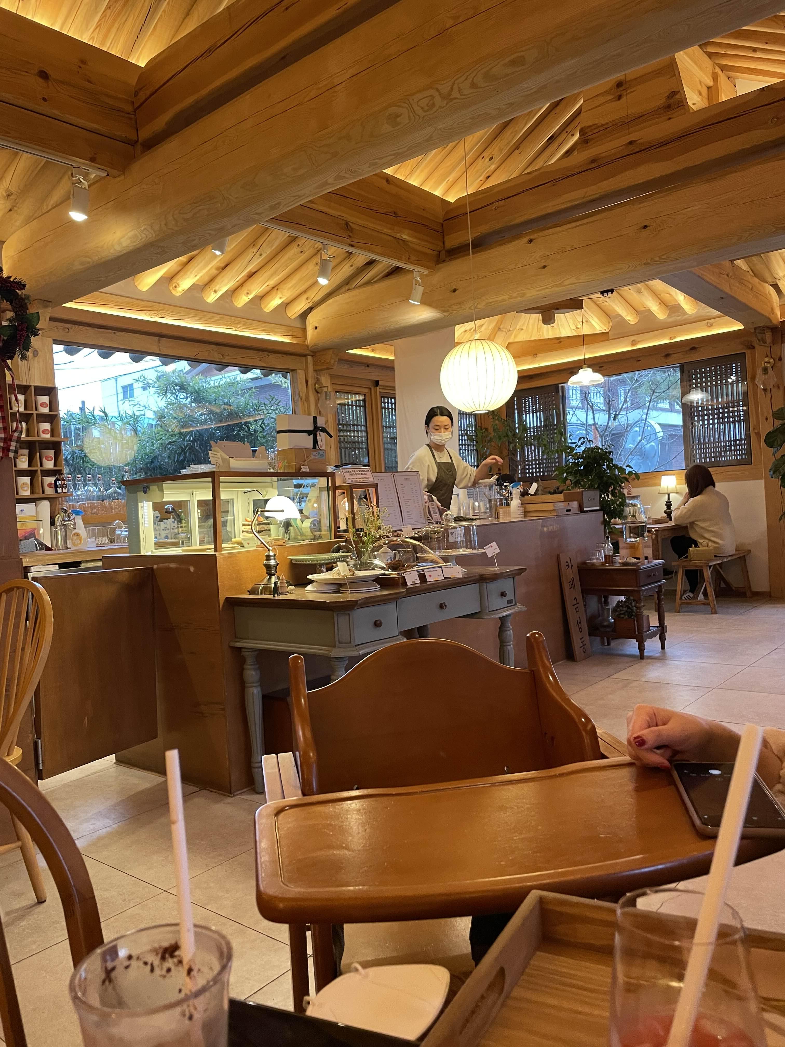 카페금성동_분위기