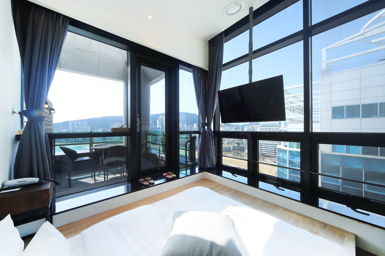 광안리불꽃축제-에이치에비뉴 호텔관안리