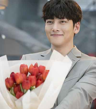 빨간색 튤립 프로포즈