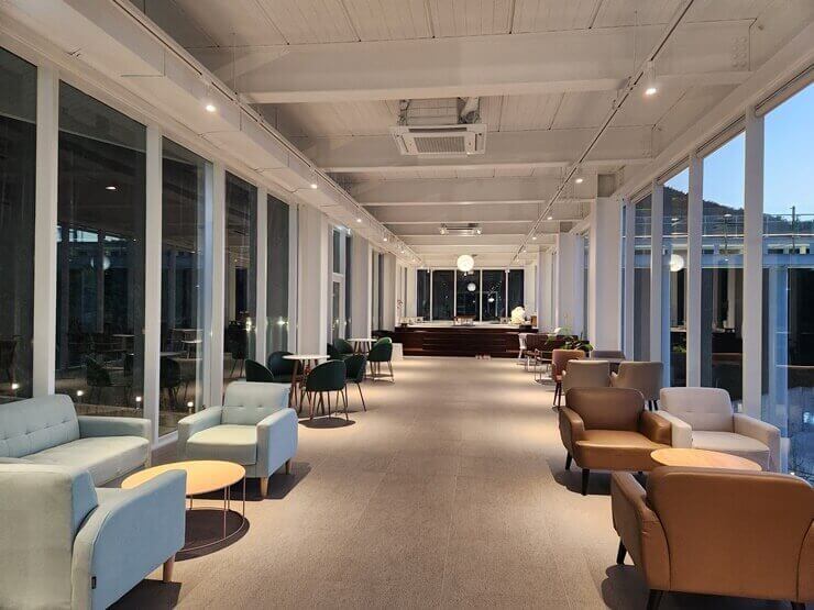 그랜드하브-내부좌석