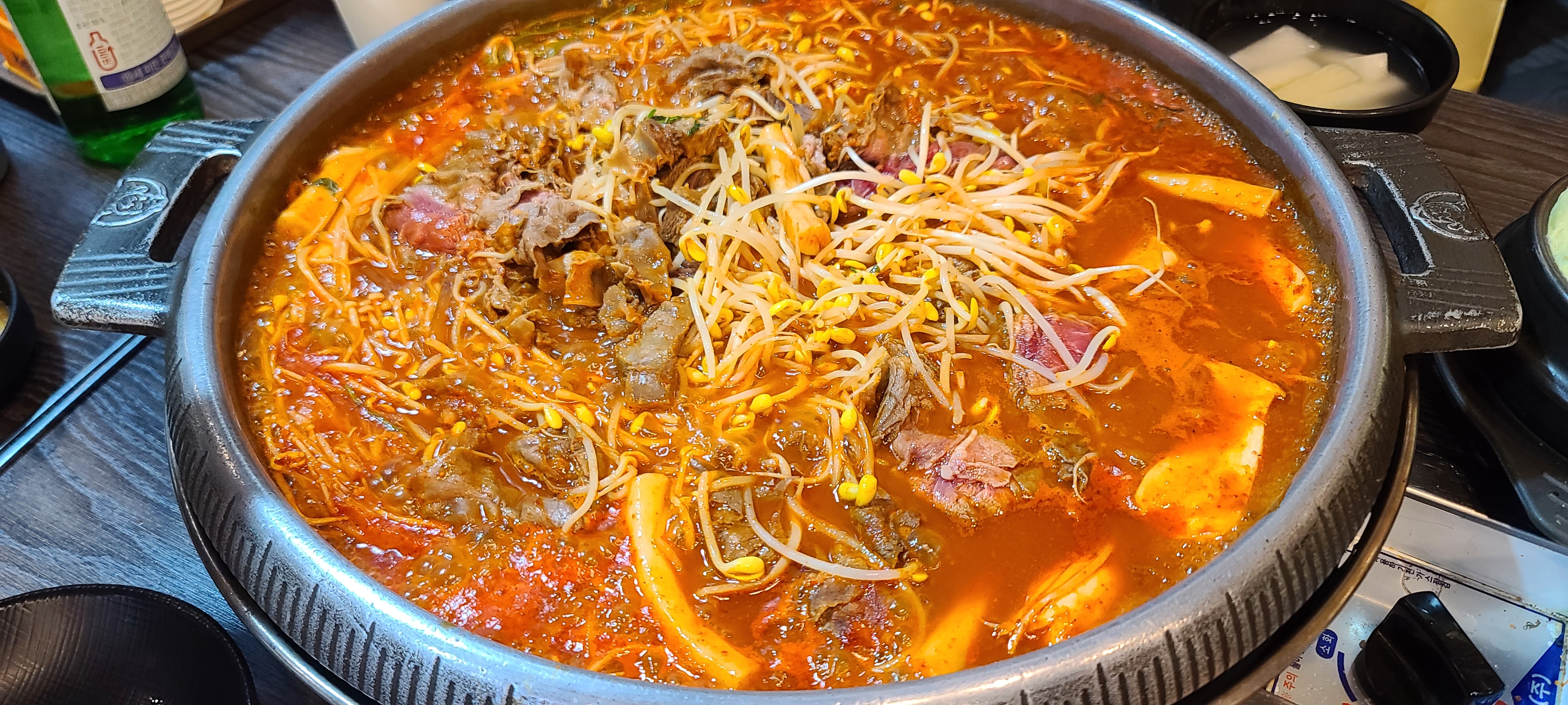 백년불고기물갈비 야탑점 야탑맛집 성남맛집 야탑역맛집 메뉴판 밑반찬 산더미 소물갈비 얼큰한맛 시원한맛 소고기