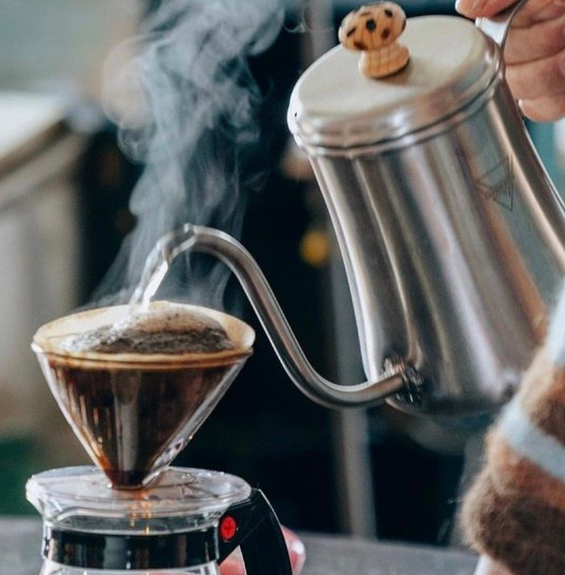  보헤미안박이추커피본점