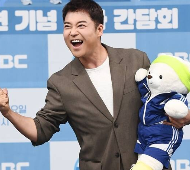 전현무 나이