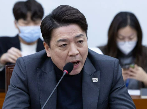 윤석열 불법전투개시죄, 판례까지 가나? 전례 없는 수사에 법조계 긴장!