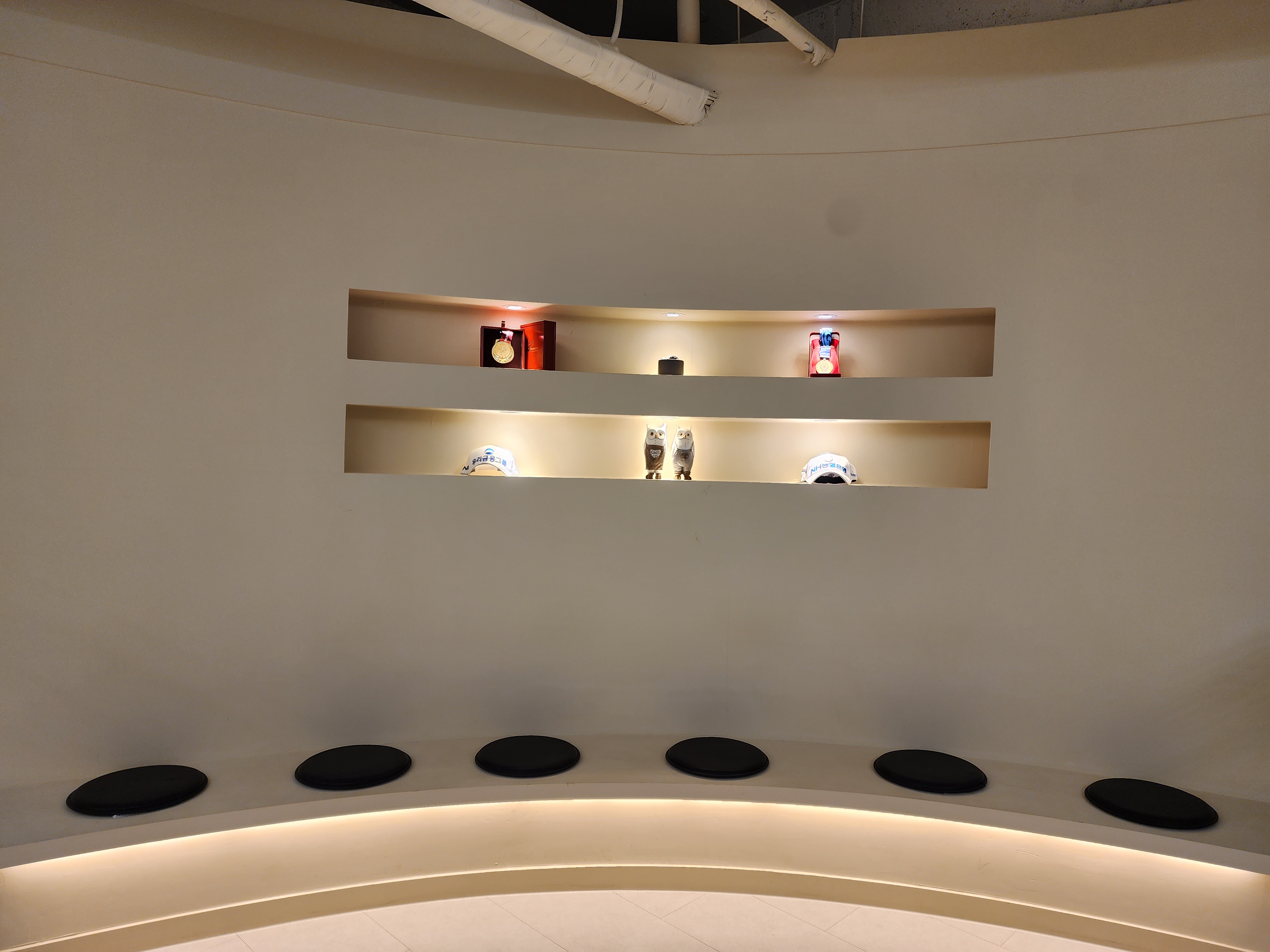 메디플로우 필라테스 내부 인테리어