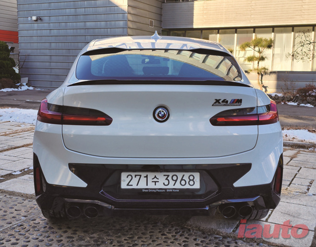 BMW X4M 컴페티션