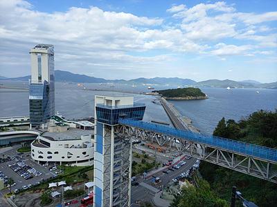 오동도 주차빌딩