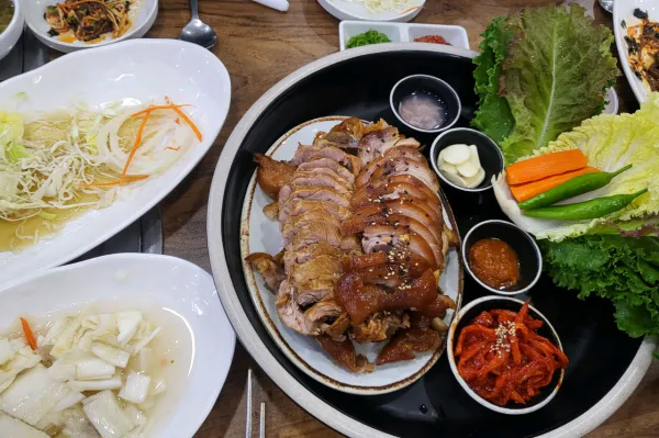 생생정보 전설의 맛 마늘 족발 음식점 위치