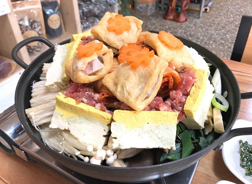 6시 내고향 전북 진안의 연잎두부 전문점 연꽃두부 연잎밥정식과 연꽃두부전골 맛집