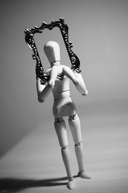 강직성 척추염 환자를 위한 올바른 자세와 수면 습관