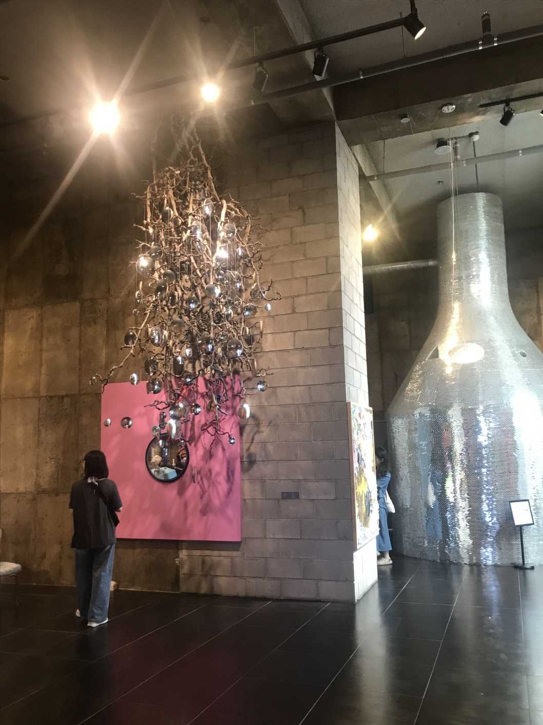 하슬라아트월드 내부 전시장