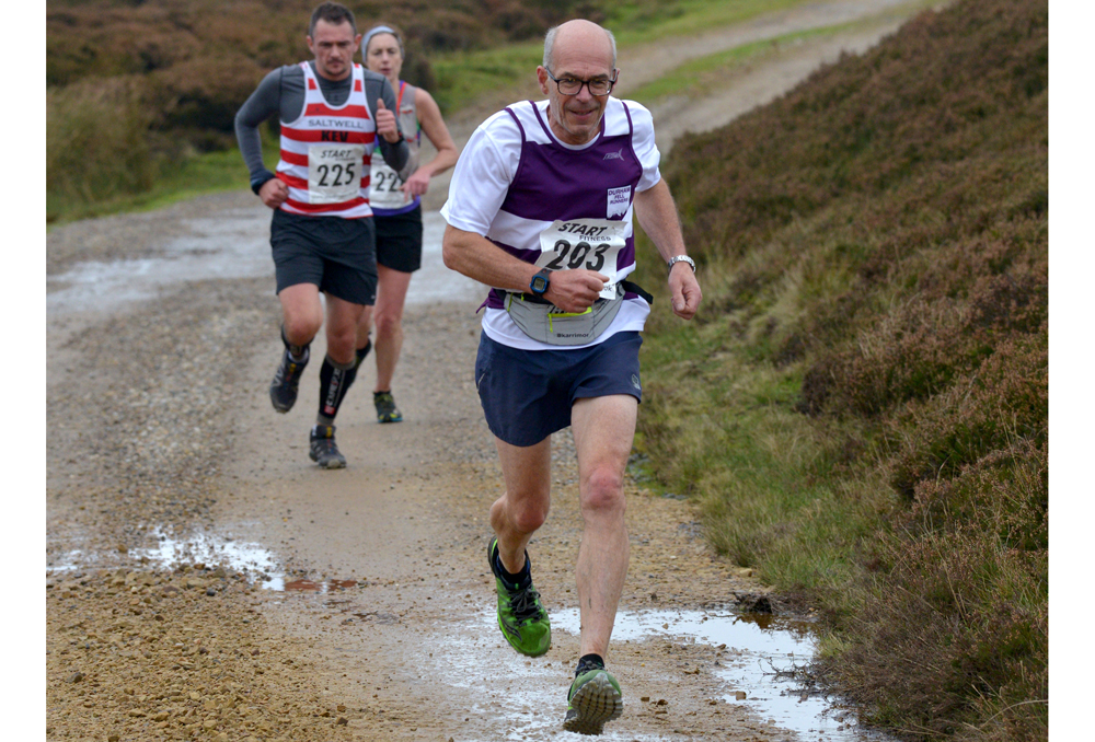 움직이는 노화: 노년층의 고강도 스포츠 참여