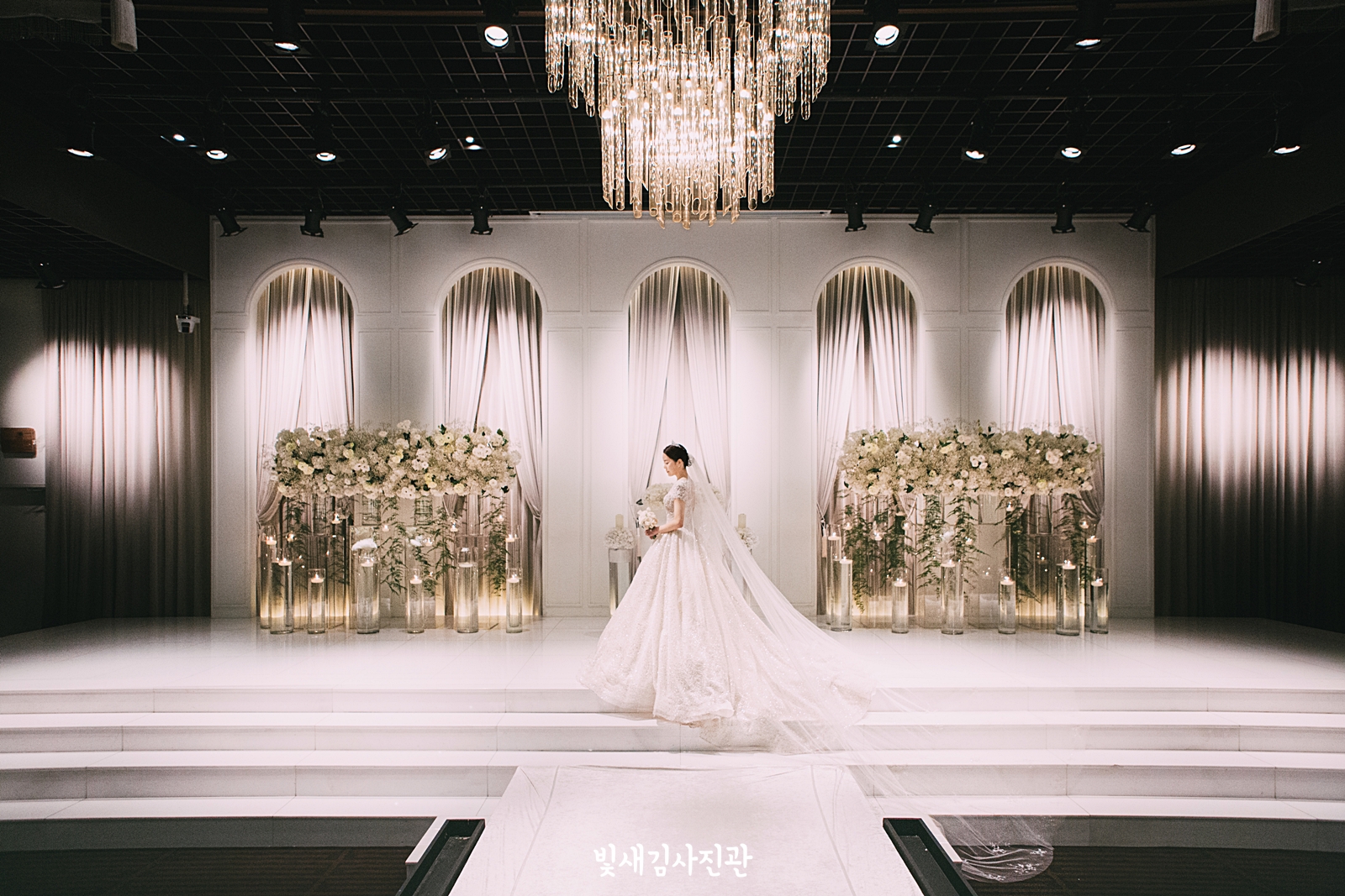 더컨벤션 송파문정 본식스냅 14