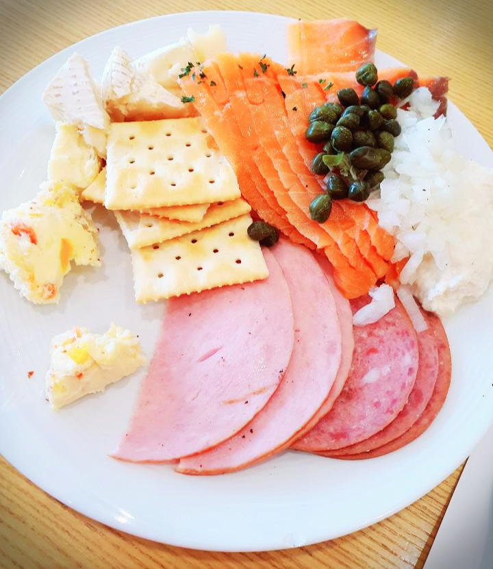 경북 청송 소노벨 수달래 조식뷔페