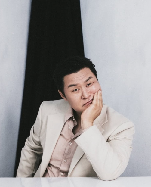 배우 윤경호 프로필