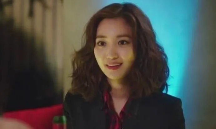 단발머리 여신 '고준희' 프로필