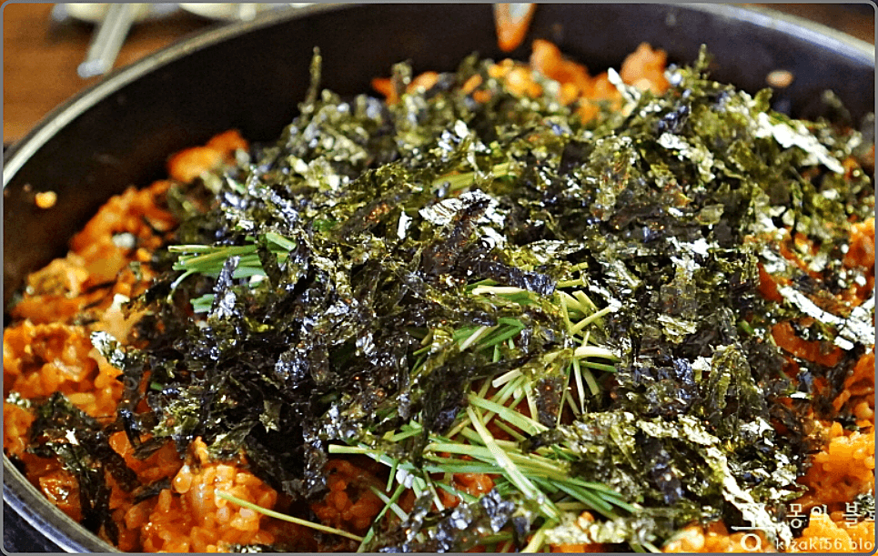 우미학 (깍두기볶음밥)