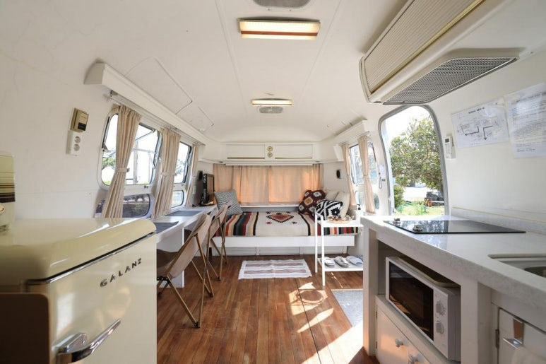 제주 태흥포구 카라반 '에어그라운드' 캠핑장