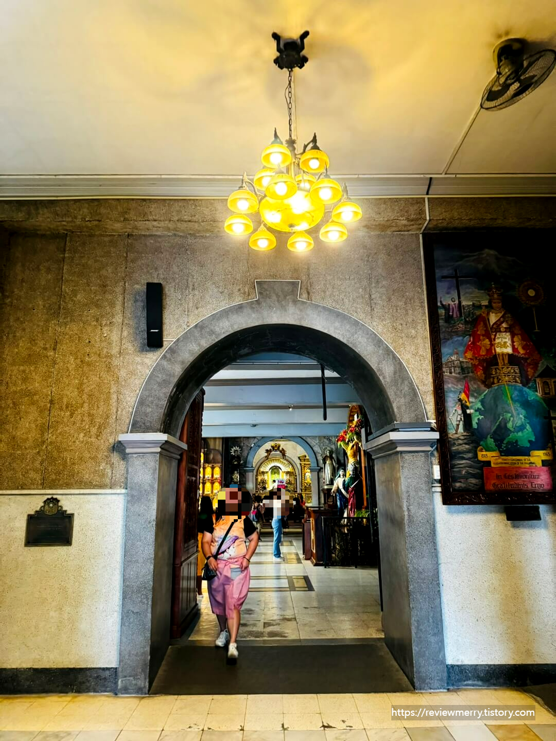 본관 성당 내부