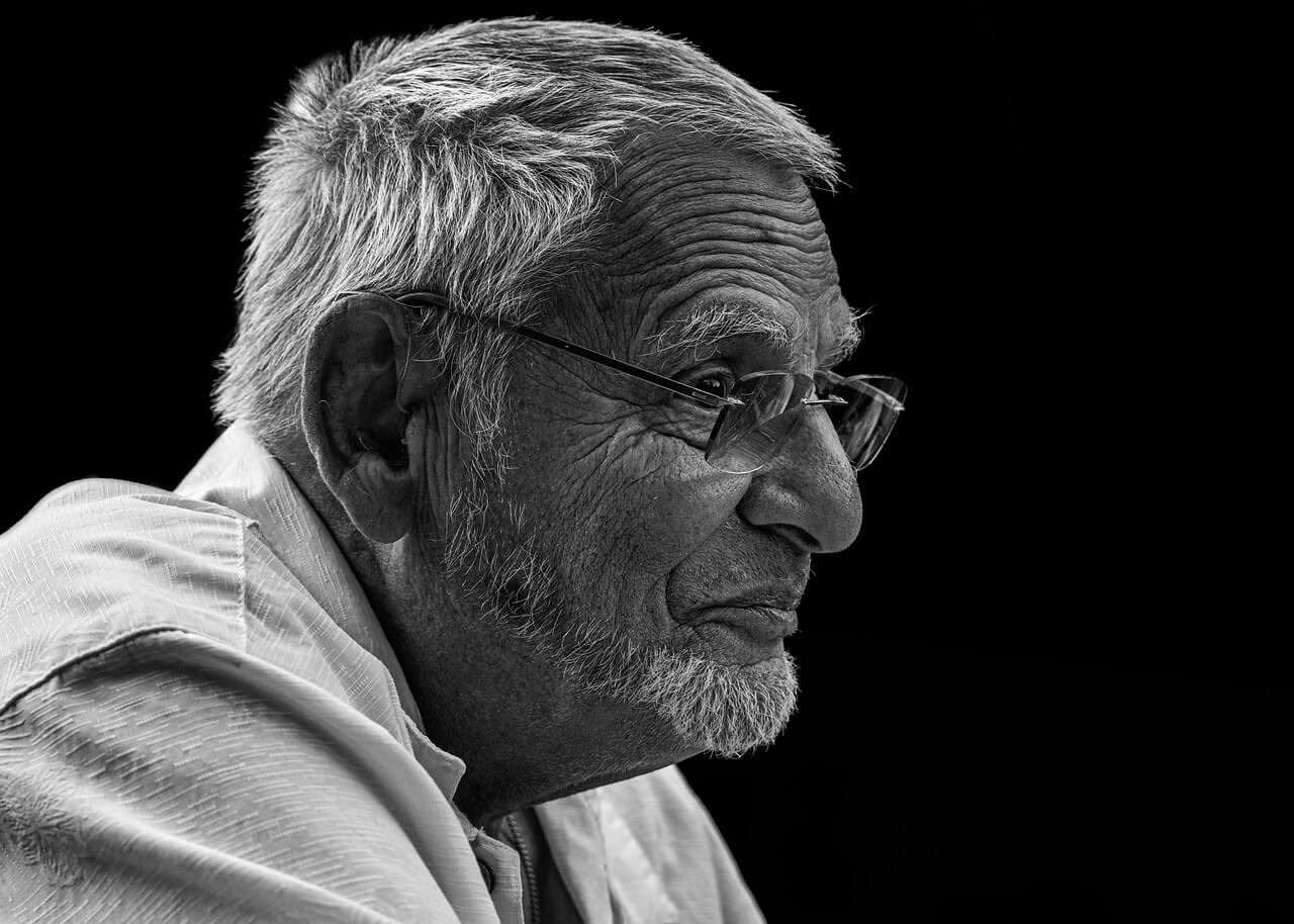 노인 무료 건강검진으로 치매검진 받는 방법