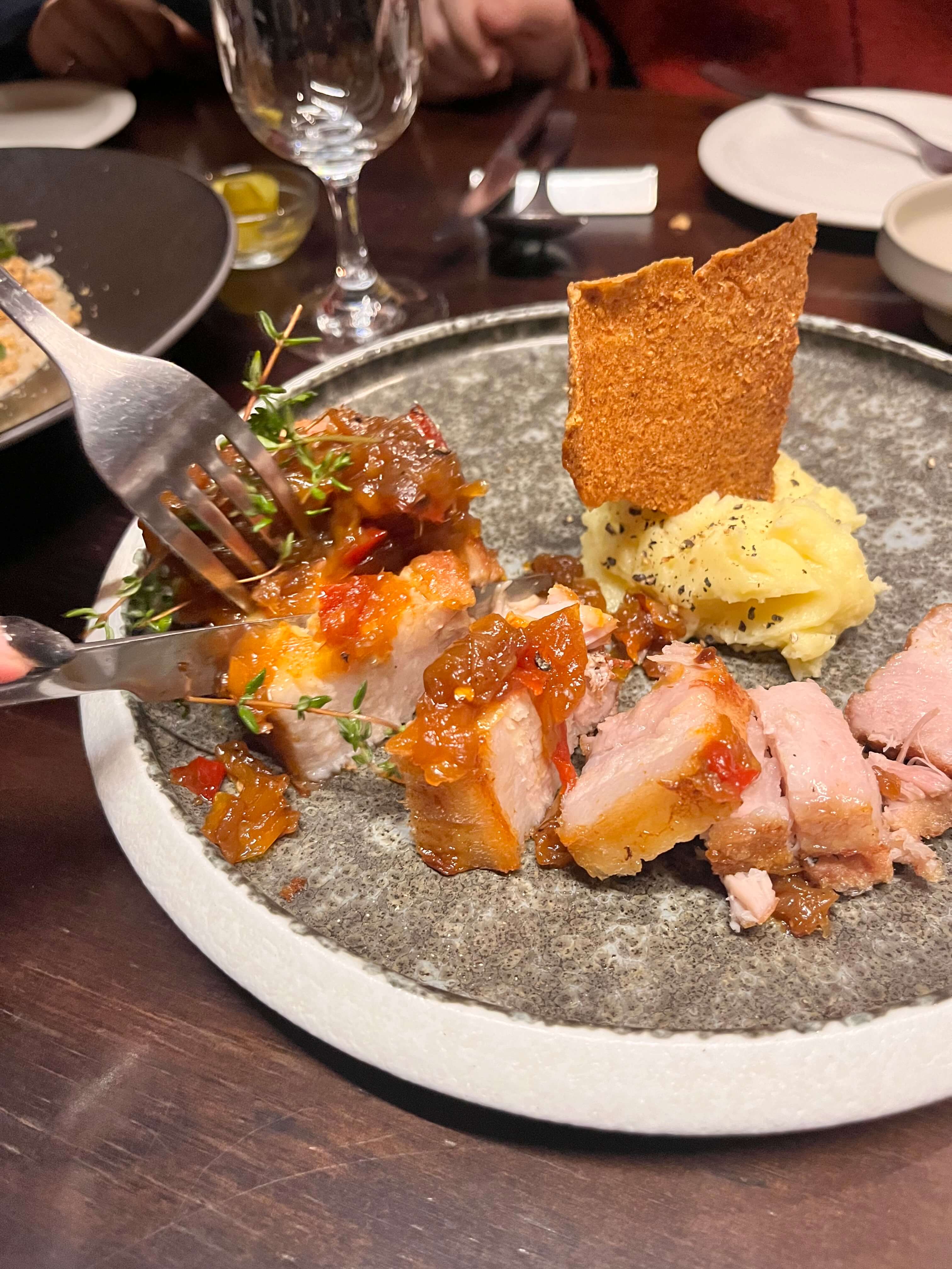 엉베흐 수비드삼겹살