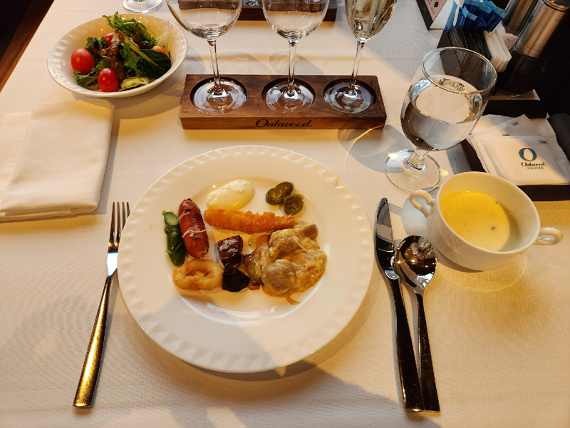 음식이_담긴_접시