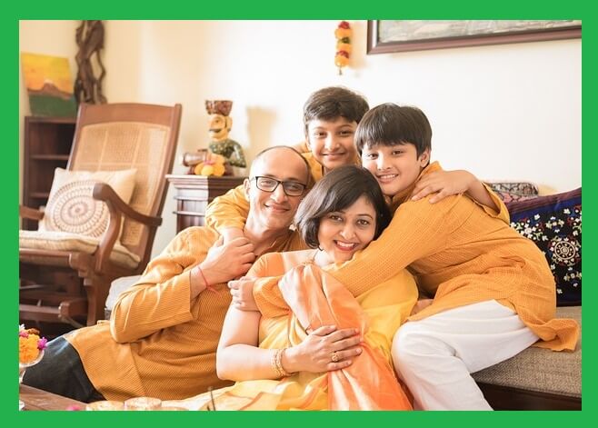 거실-가족-사진