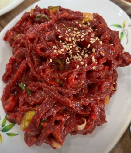 생생정보 믿고 떠나는 스타의 고장 가수 김범룡 전남 장흥 맛집 삼합요리원조 정남진한우식당