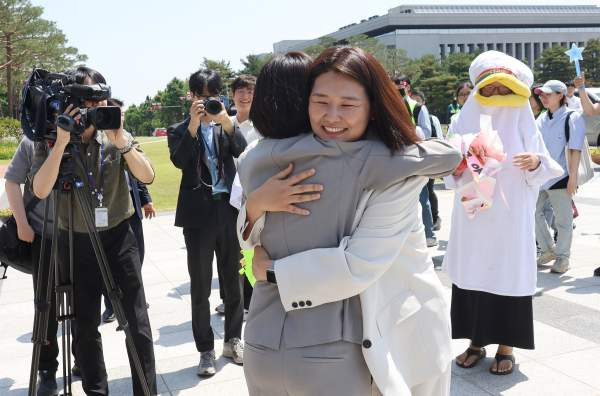 손솔 국회의원 프로필 총정리｜나이&middot;학력&middot;진보당&middot;비례대표 승계&middot;한동훈 회계자료 논란