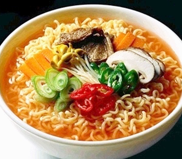 ⚠️ 1. 라면에 절대 넣지 말아야 할 재료 🧂 2. 나트륨 줄이는 똑똑한 조리법 🥬 3. 건강하게 즐기는 라면 레시피 ❤️ 4. 고혈압 예방을 위한 식습관 팁