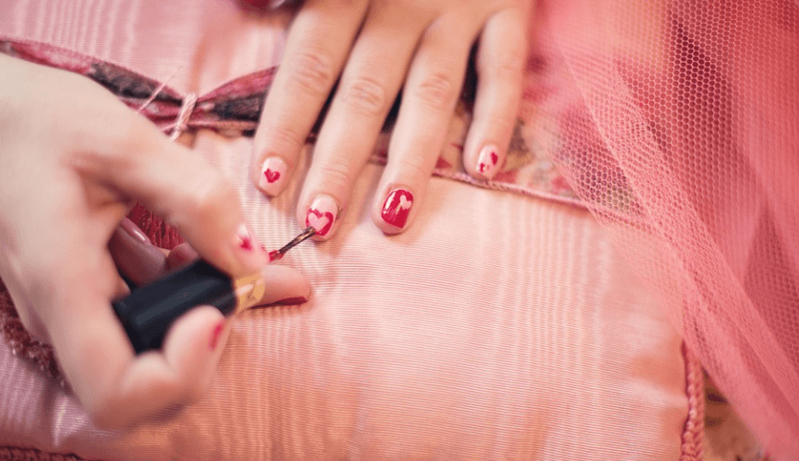 손톱이 잘 부러지는 이유 7