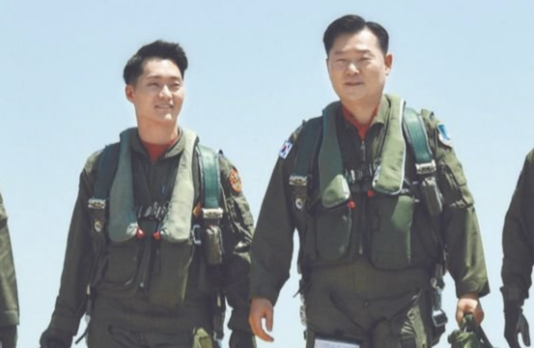 원인철 아들과 비행