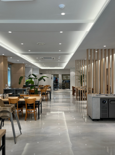 6시내고향 완도특산물한상 해양치유밥상 전남 완도 모래뜰 숯불갈비솥밥정식 낙지정식 비파간장게장