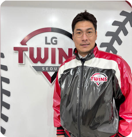 LG 트윈스 이동현 투수코치 [사진=LG 트윈스]