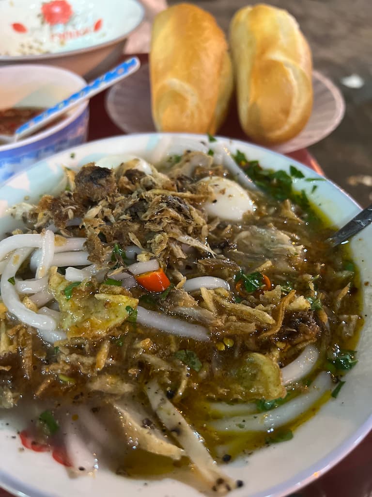 반깐-루엉-다낭-맛집