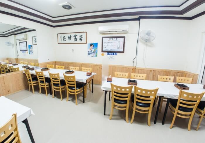 생생정보 믿고 떠나는 스타의 고장 진시몬의 추천! 전라남도 곡성 석회불고기백반 맛집 돌실숯불회관 생생정보2300회