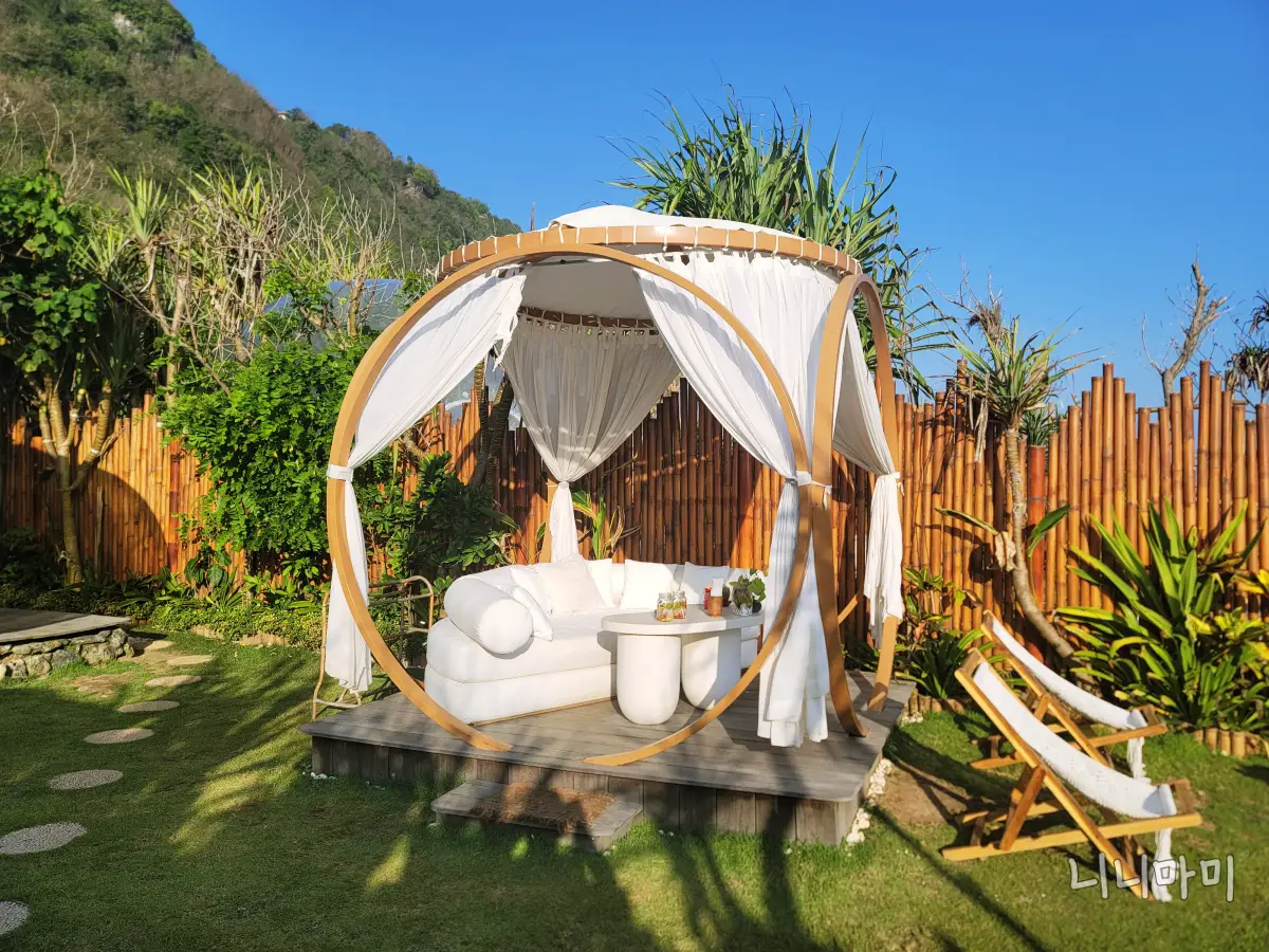 발리-버블호텔-잊지못할울루와뚜-여기서바라보는바다뷰는-예술이네요