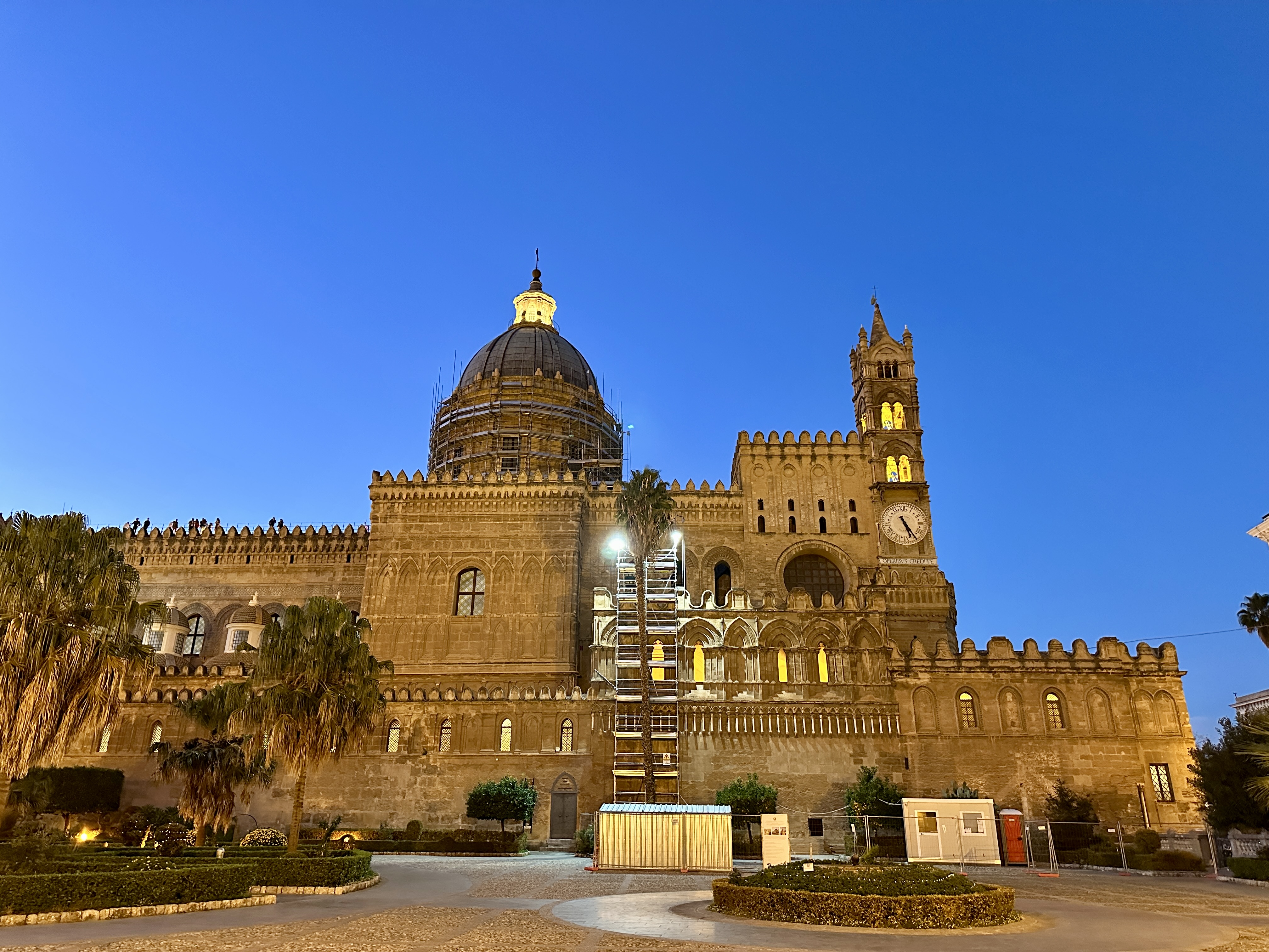 팔레르모 대성당 외관