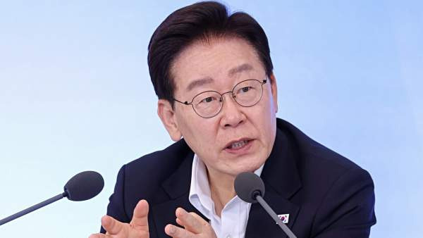 이 대통령 지지율 최저치 40% ｜부동산&middot;인사&middot;20대 지지율 하락 이유 총정리