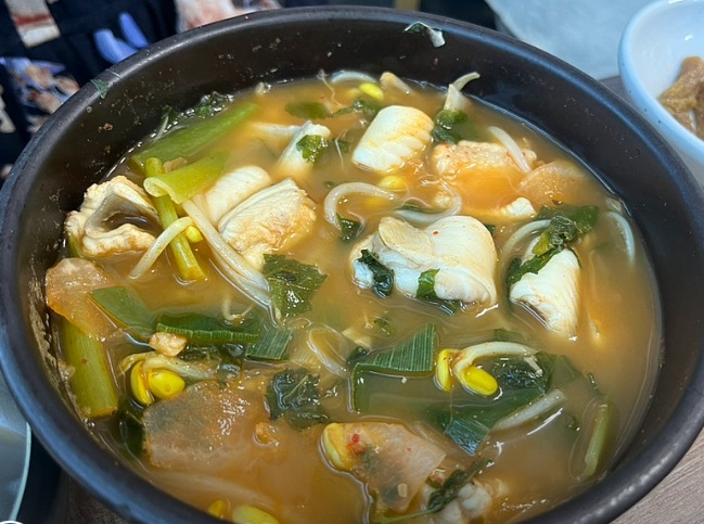 거제도-장승포항-자연산-붕장어-쌍둥이회장어